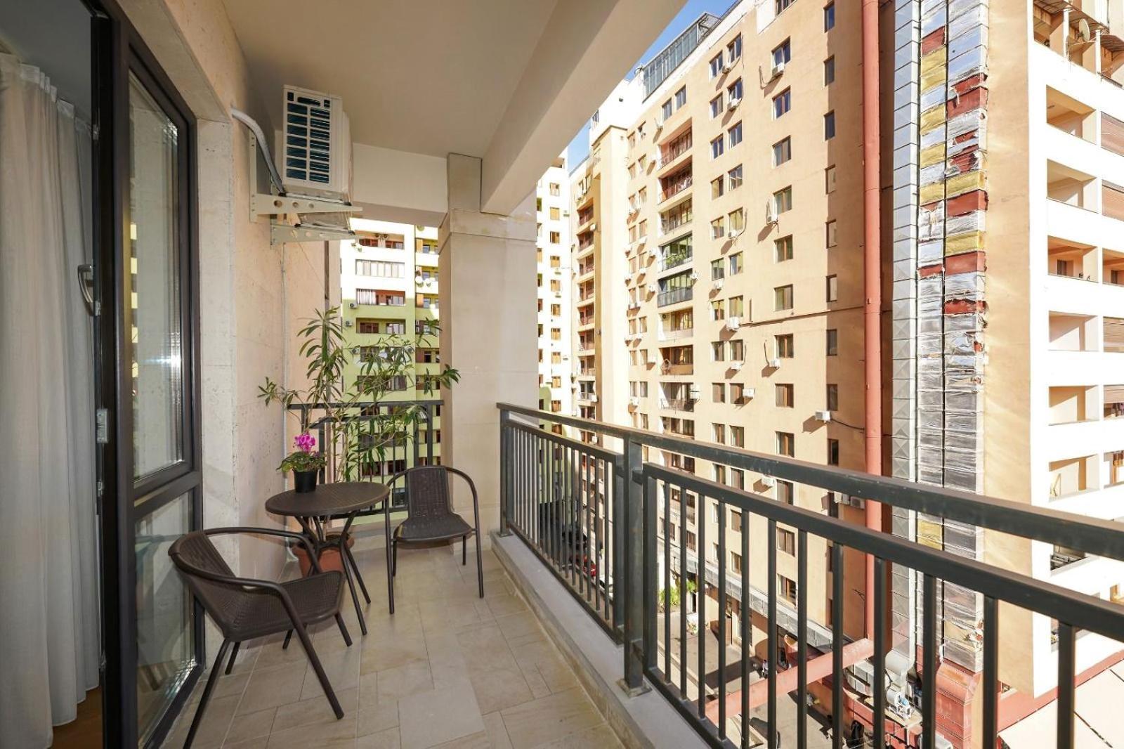 Fantastic Apartments Near Republic Square, Perfect Location, Mystreet Company Yerevan Exterior photo
