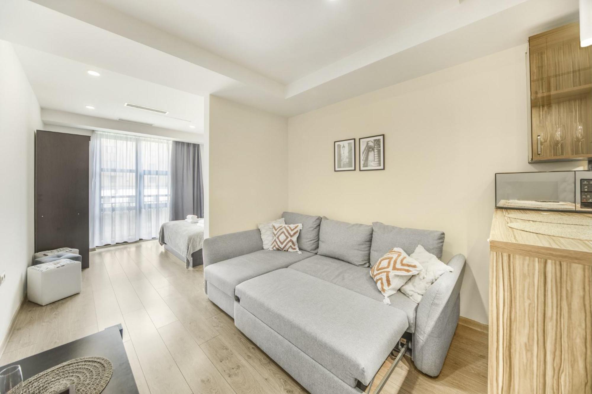 Fantastic Apartments Near Republic Square, Perfect Location, Mystreet Company Yerevan Exterior photo